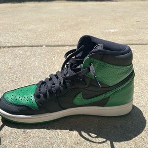 “Pine Green 1s”